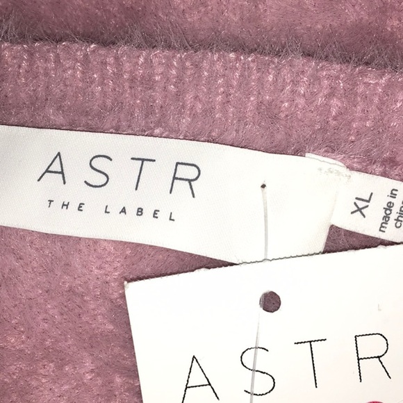 ASTR Crop Eyelash Fuzzy Sweater Pullover Blouse XL - Picture 4 of 4